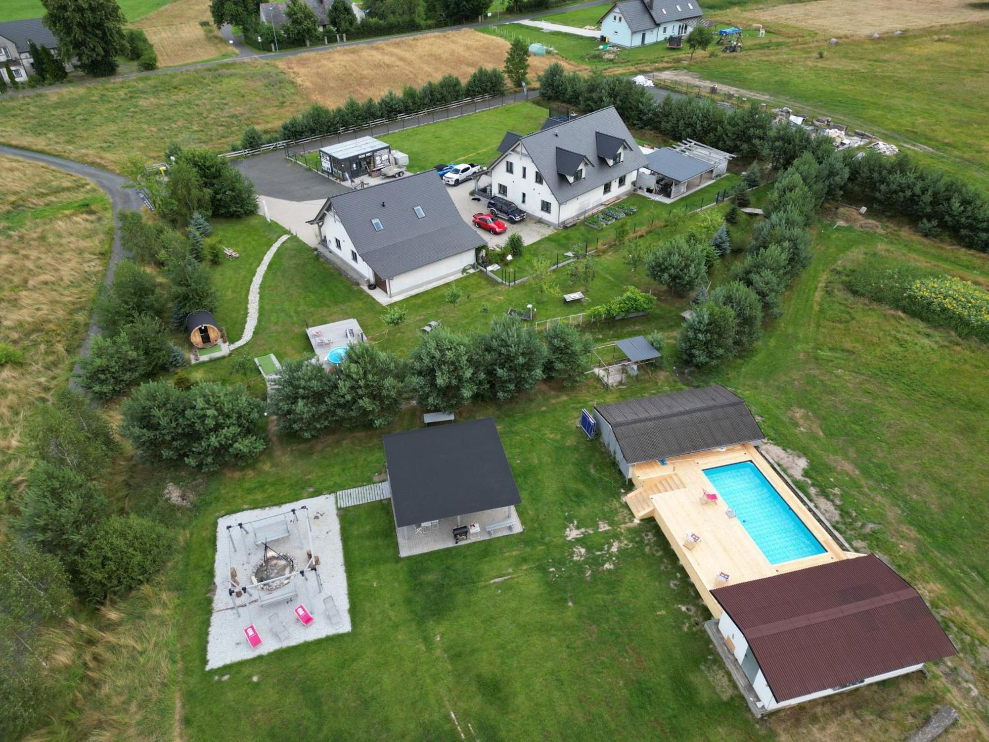 Izerska Baza - Basen, Ebike, Narty, Sauna, Jacuzzi, Las Blisko Swieradow Zdroj - 5D Apartamenty Giebultow  المظهر الخارجي الصورة