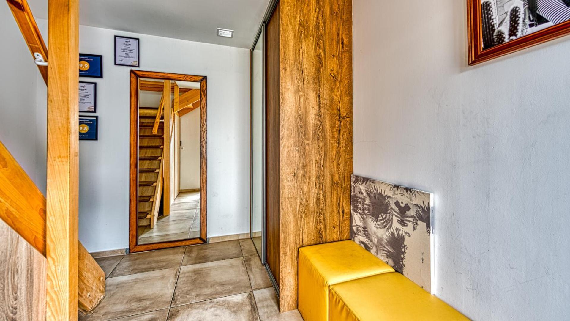 Izerska Baza - Basen, Ebike, Narty, Sauna, Jacuzzi, Las Blisko Swieradow Zdroj - 5D Apartamenty Giebultow  المظهر الخارجي الصورة